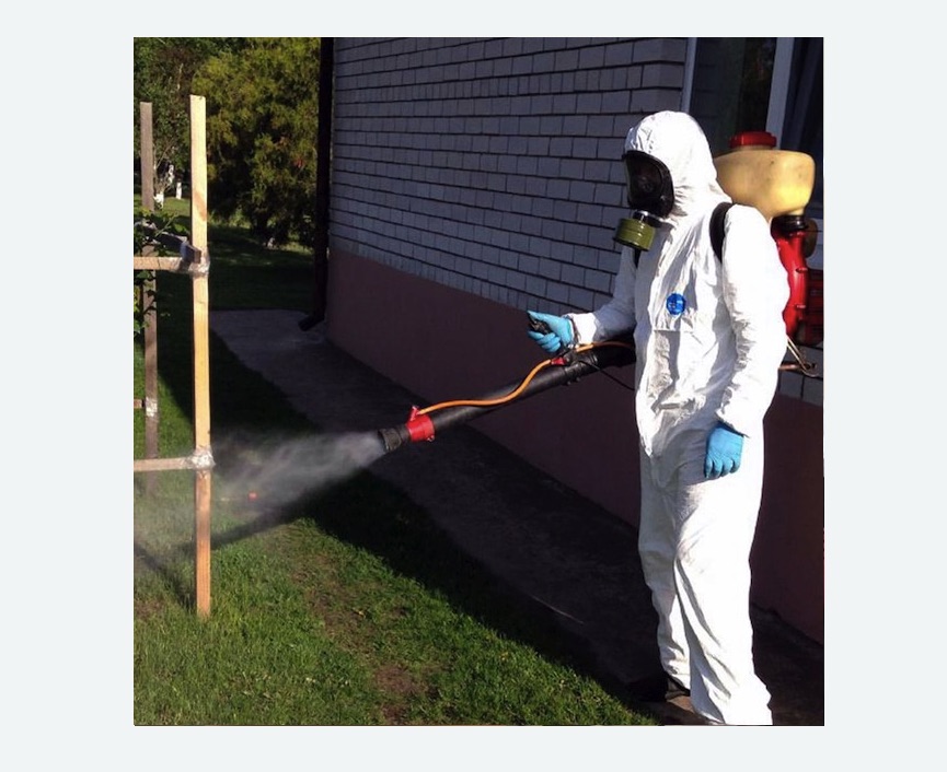 травля клещей на участке в Оржицы